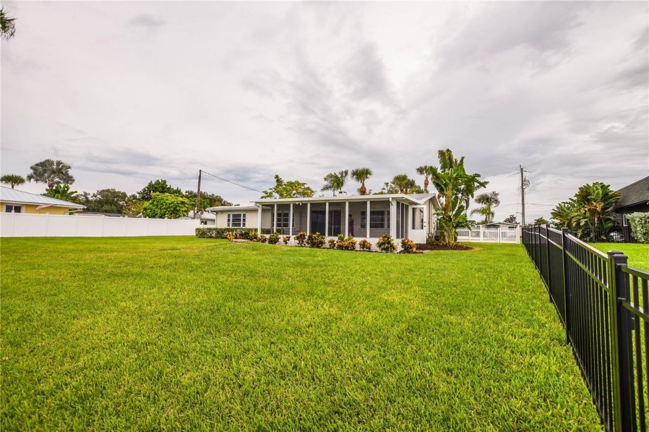 321 Bayshore Road , Nokomis, FL 34275 Photo