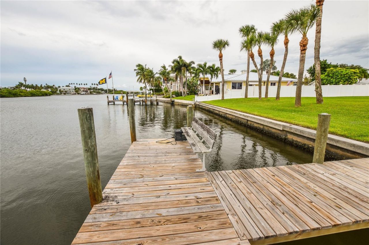 321 Bayshore Road , Nokomis, FL 34275 Photo