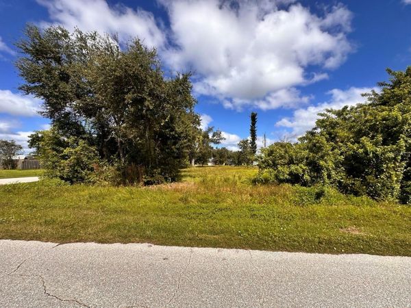 11128 CARNEGIE AVENUE , ENGLEWOOD, FL 34224