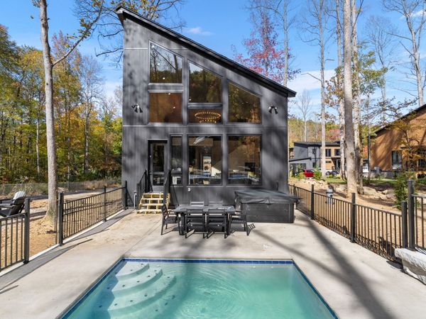 4150 Fontaine Way , Gatlinburg, TN 37738