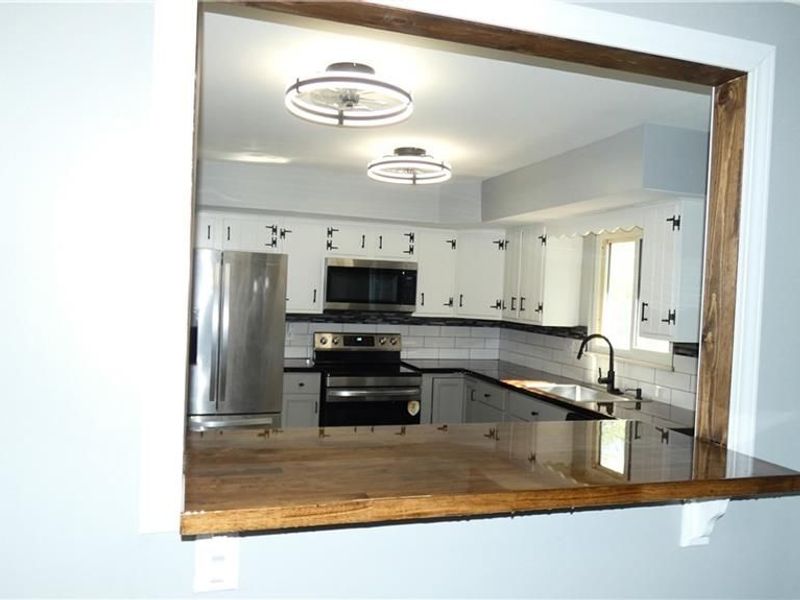 332 Fairway Drive, Fairborn, OH 45324 Photo 7