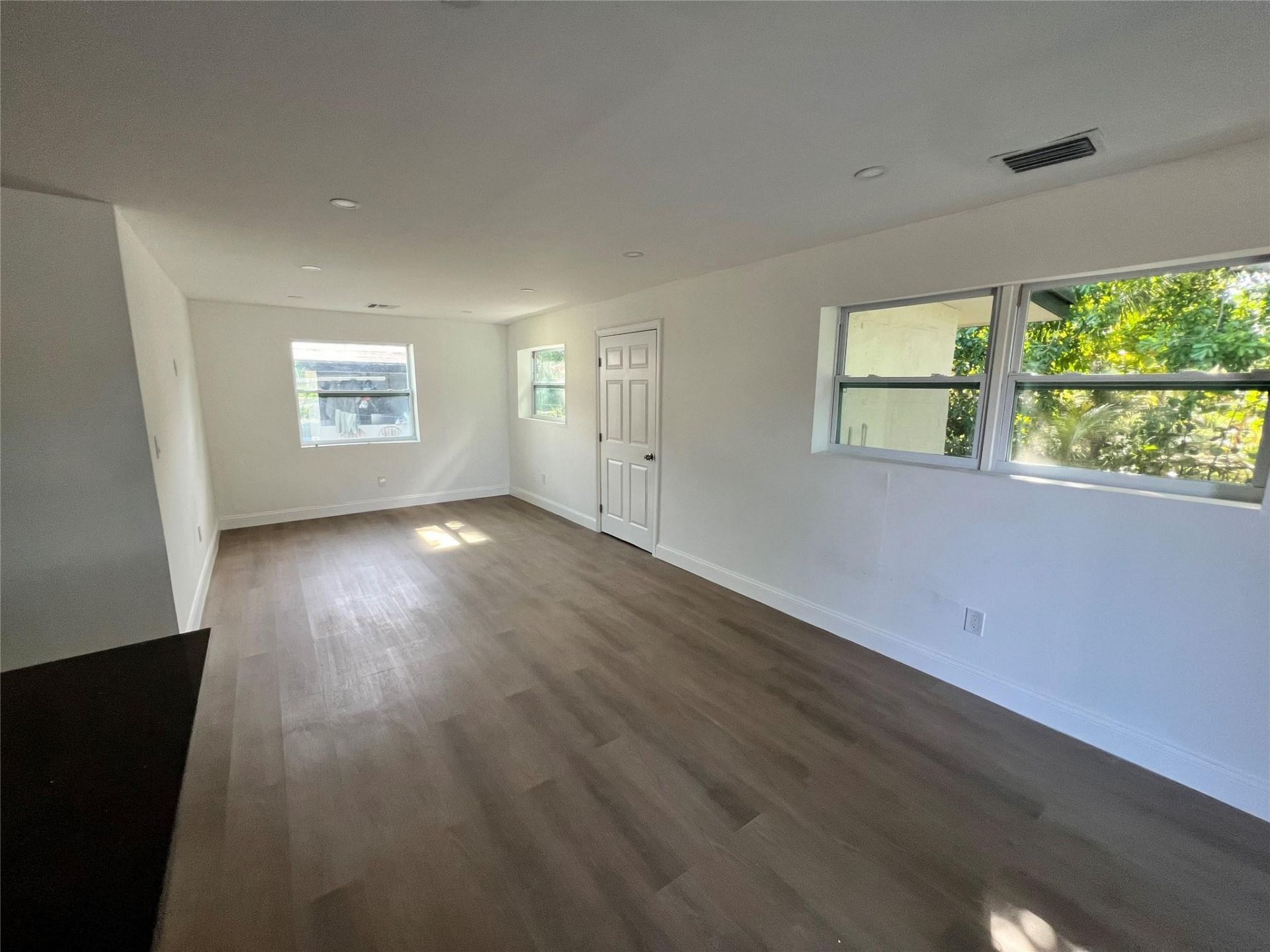 422 SW 4th Avenue, Unit B, Delray Beach, FL 33444 Photo