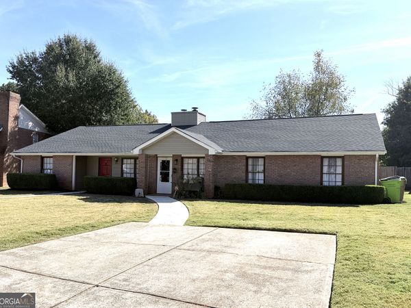 2129 Hickory Bend SE, Conyers, GA 30013