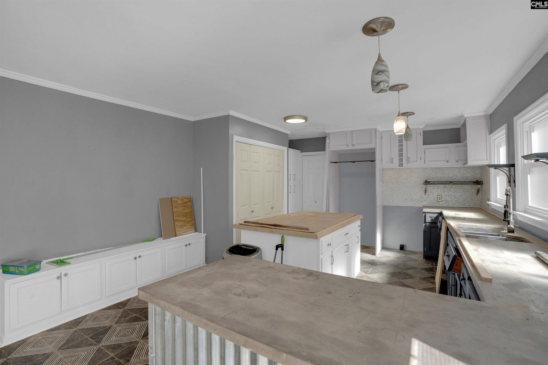 601 Floyd Drive  Photo 10