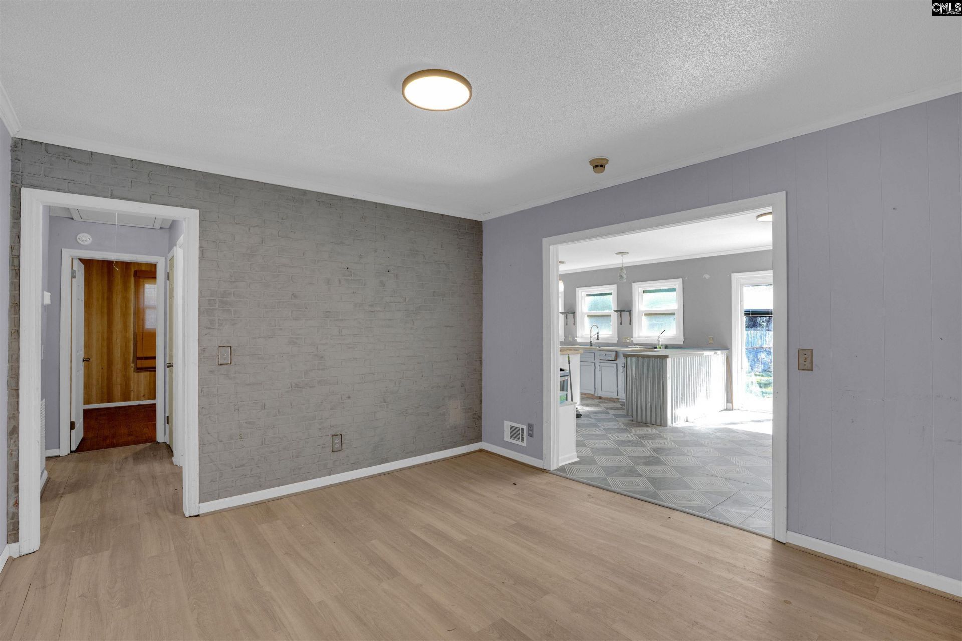 601 Floyd Drive  Photo 6
