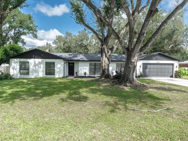 2210 WALLWOOD PLACE , BRANDON, FL 33510