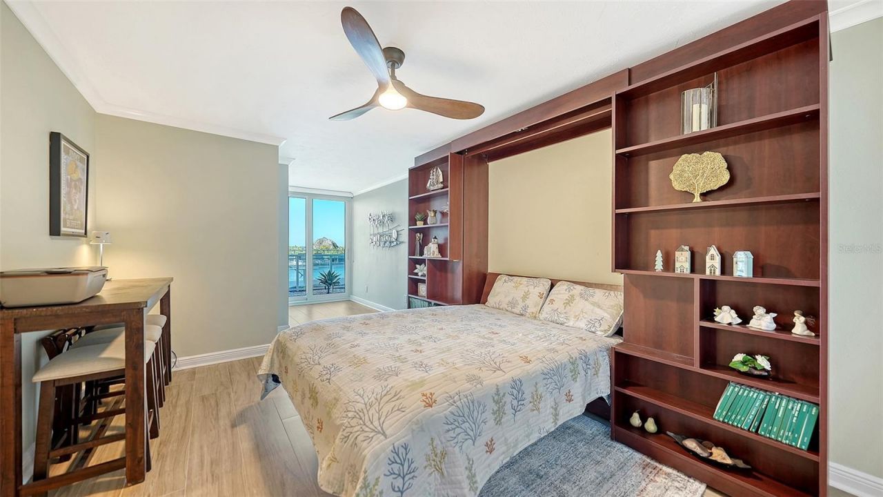 2425 Gulf Of Mexico Drive, Unit 1E, Longboat Key, FL 34228 Photo