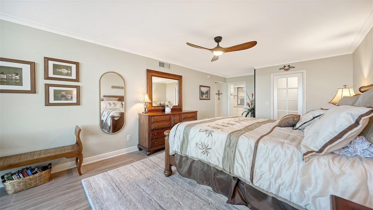 2425 Gulf Of Mexico Drive, Unit 1E, Longboat Key, FL 34228 Photo