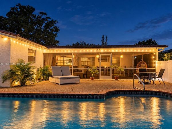 1773 NW 82nd Ave , Coral Springs, FL 33071