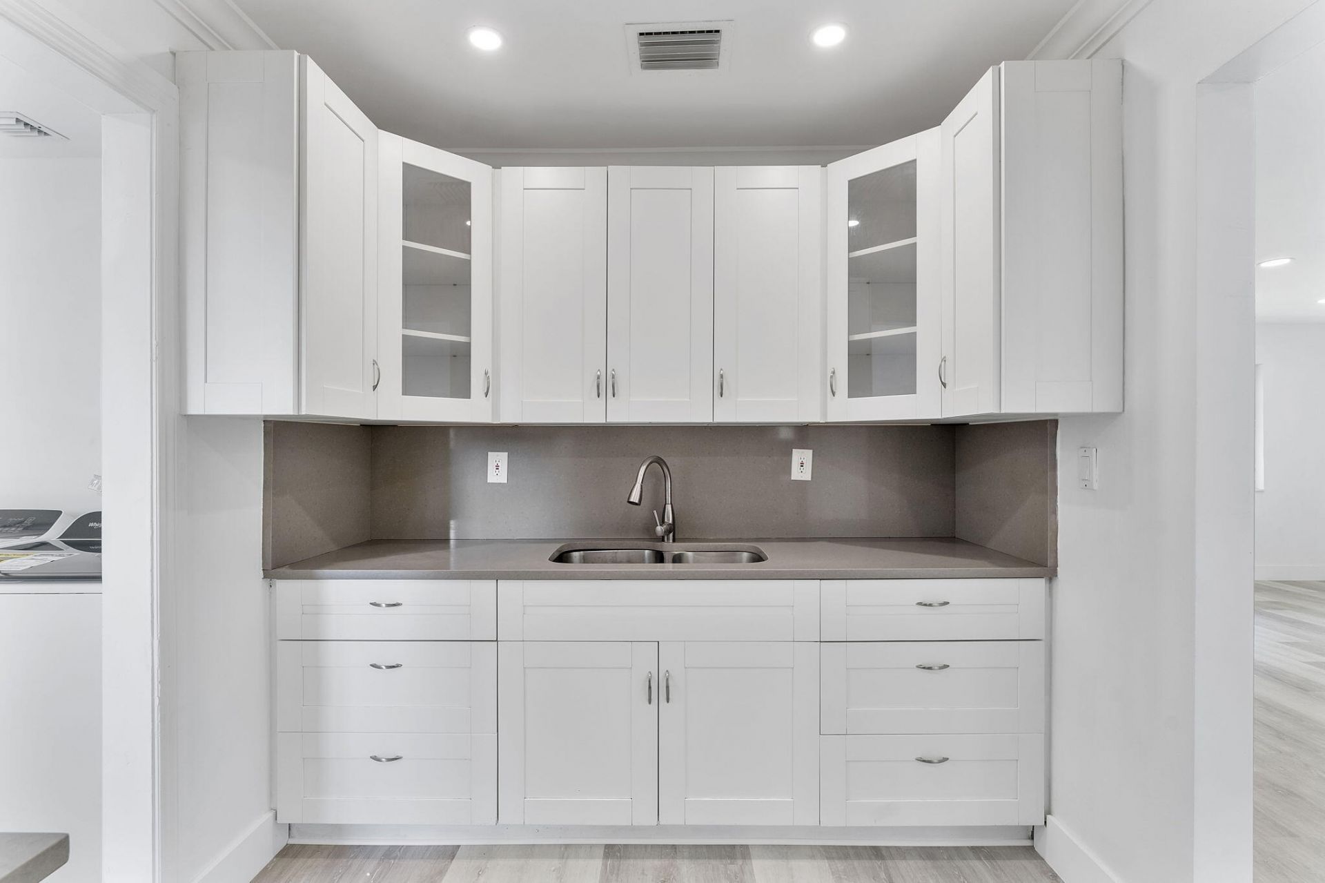 534 NW 3rd Terrace, Deerfield Beach, FL 33441 | MLS ID B26093331 - The ...