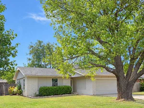 21010 E 32nd Street S, Broken Arrow, OK 74014