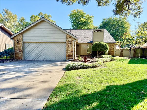 8623 S 67th East Avenue , Tulsa, OK 74133