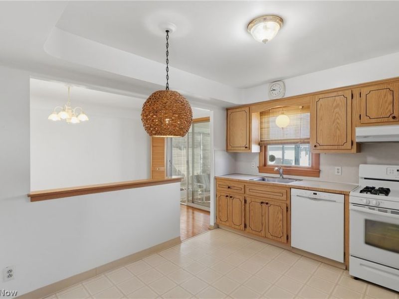 3460 Augustine Drive, Parma, OH 44134 Photo 15