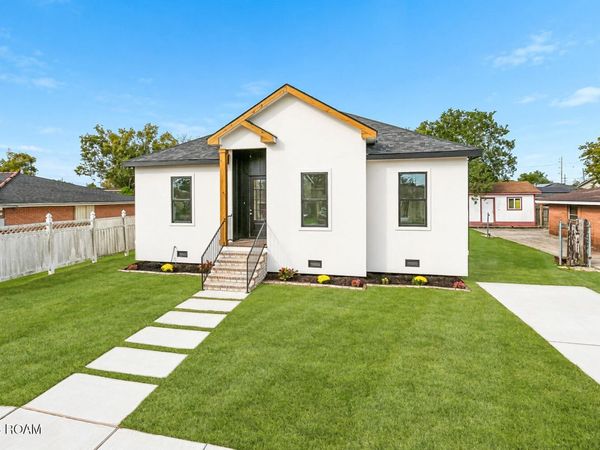 4858 Hickerson Drive, New Orleans, LA 70127