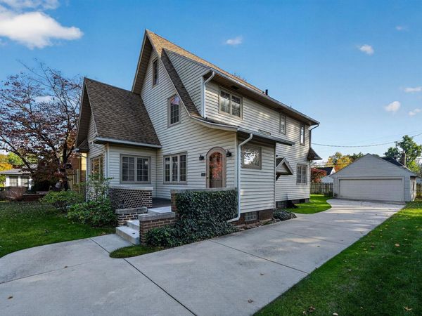 1722 Cedar Street, South Bend, IN 46617