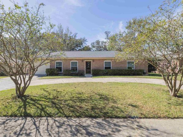 4141 Bonway Dr, Pensacola, FL 32504
