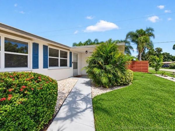3141 REGATTA CIRCLE , SARASOTA, FL 34231