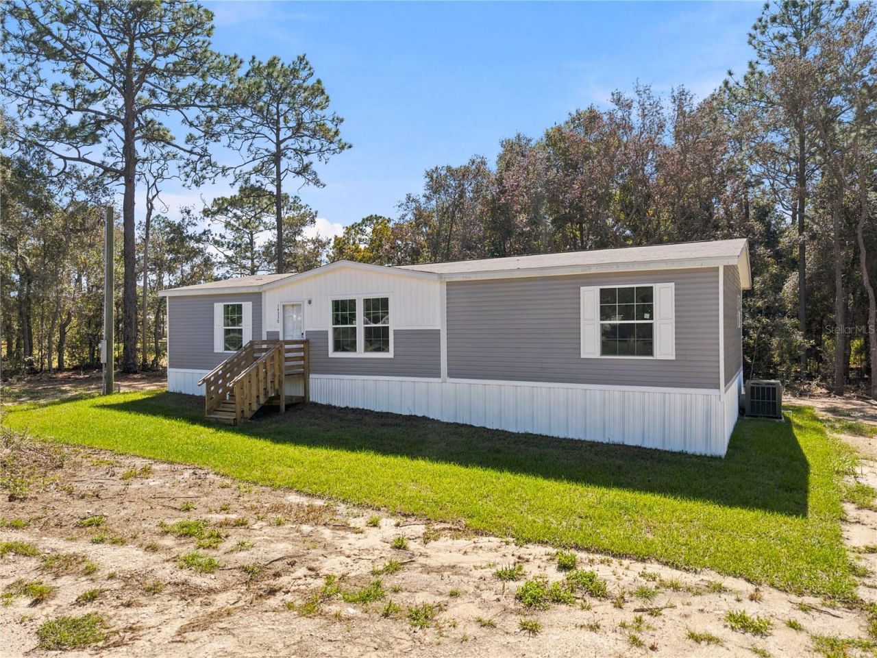 14330 SE 28th Street , Morriston, FL 32668 Photo
