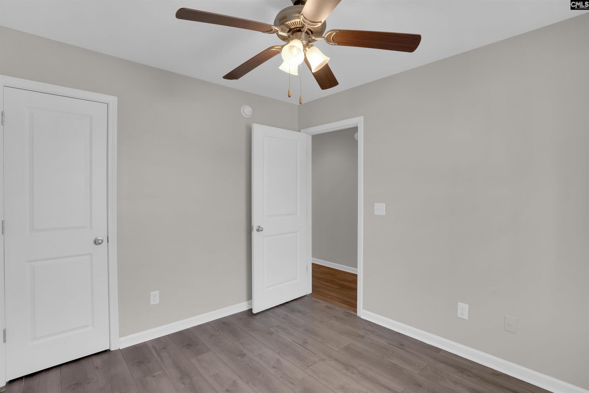 834 Dovefield Lane  Photo 28