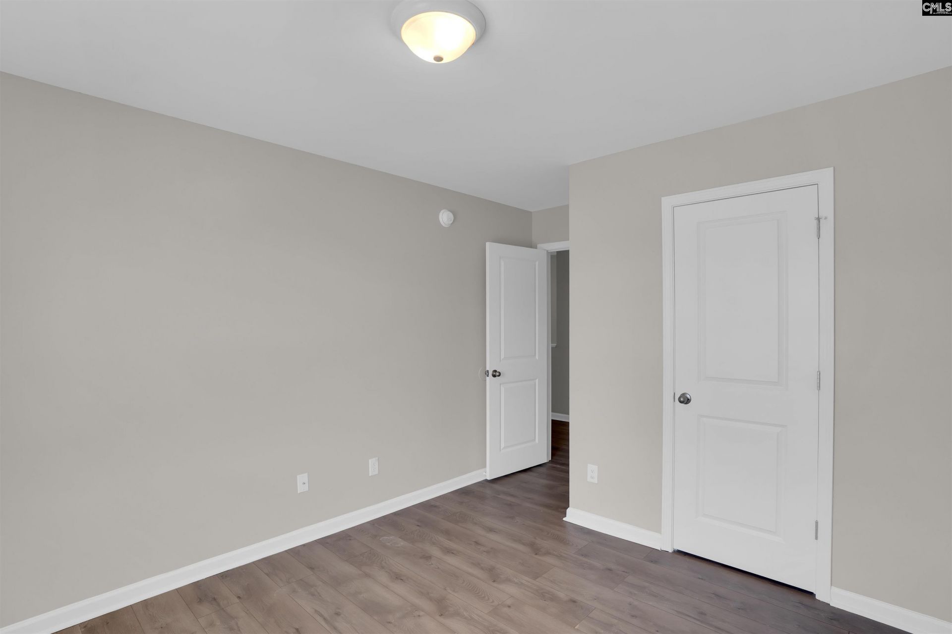 834 Dovefield Lane  Photo 34