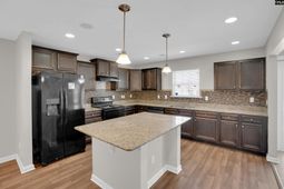 834 Dovefield Lane  photo 4