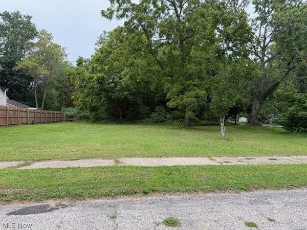 1412 E 61st Street , Cleveland, OH 44103