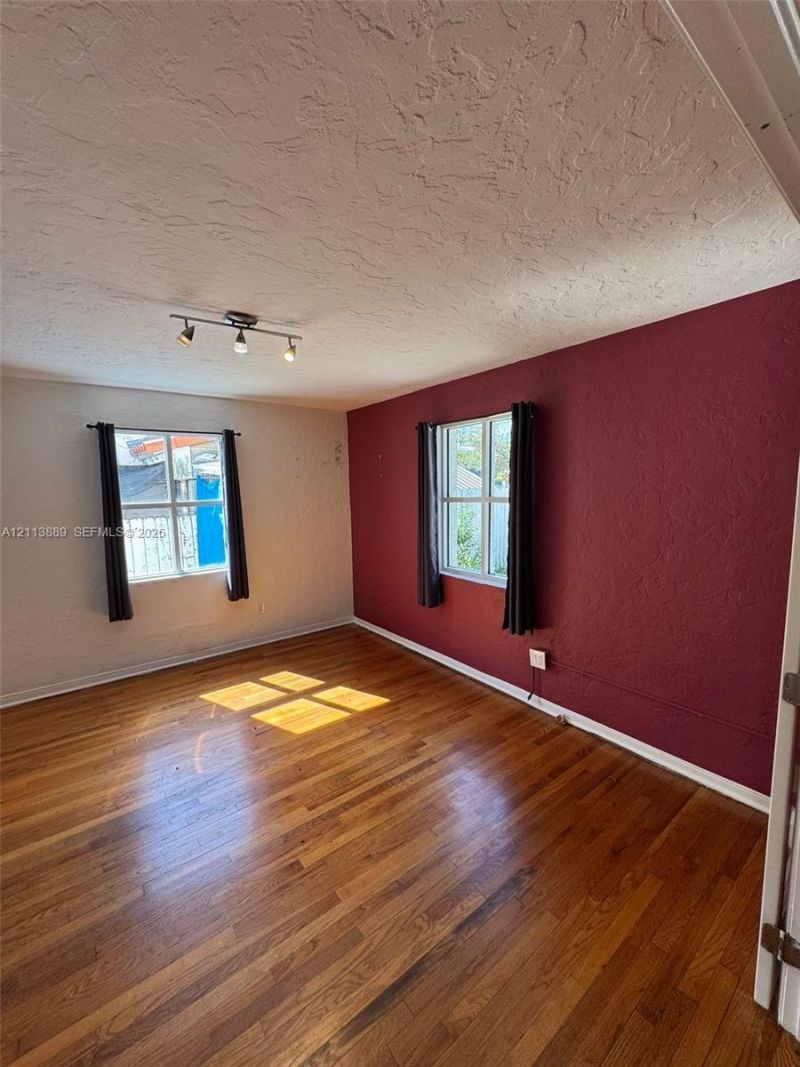 1247 Alton Rd , Miami Beach, FL 33139 Photo