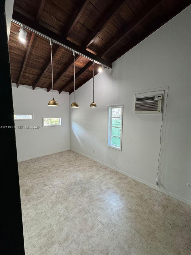 1247 Alton Rd , Miami Beach, FL 33139 Photo