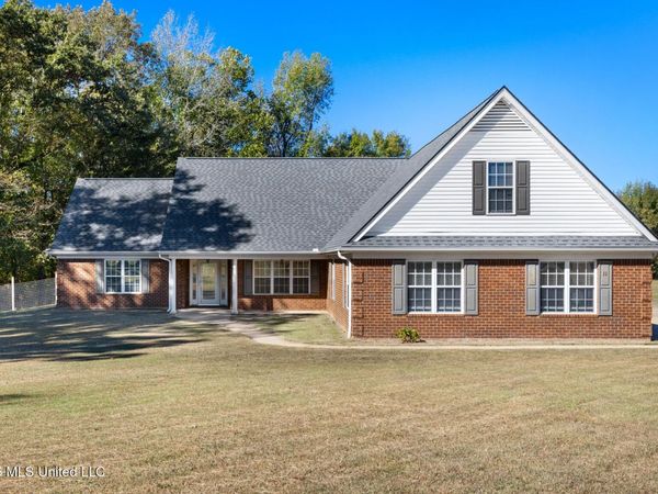 11 Tara Road, Holly Springs, MS 38635