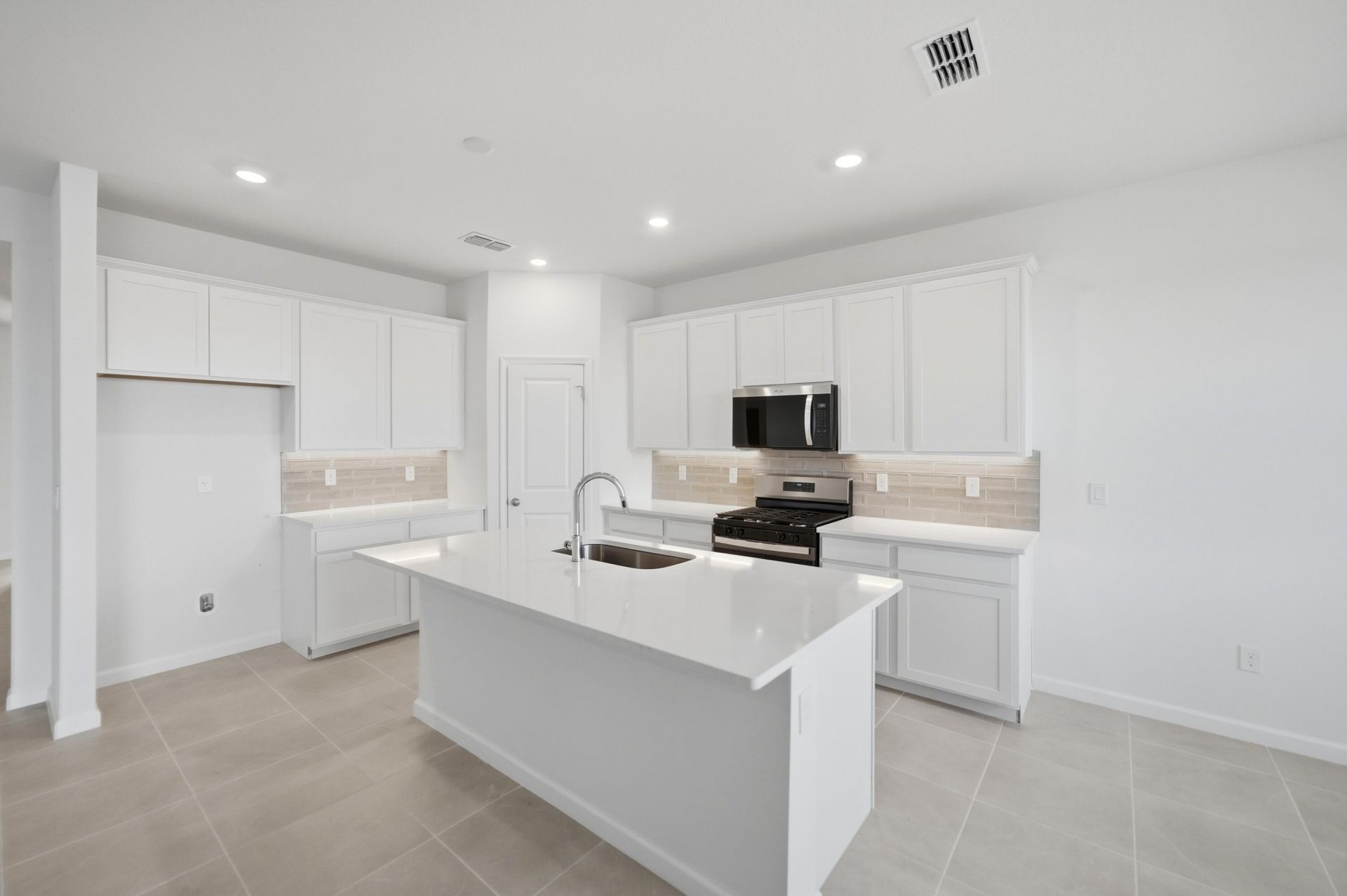 5444 NW Camberly Court, Port Saint Lucie, FL 34987 Photo