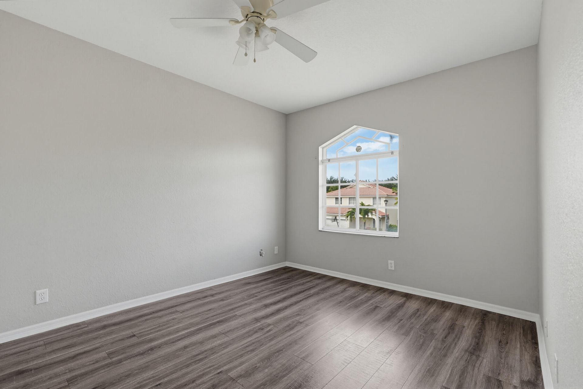 122 Sarona Circle, Royal Palm Beach, FL 33411 Photo