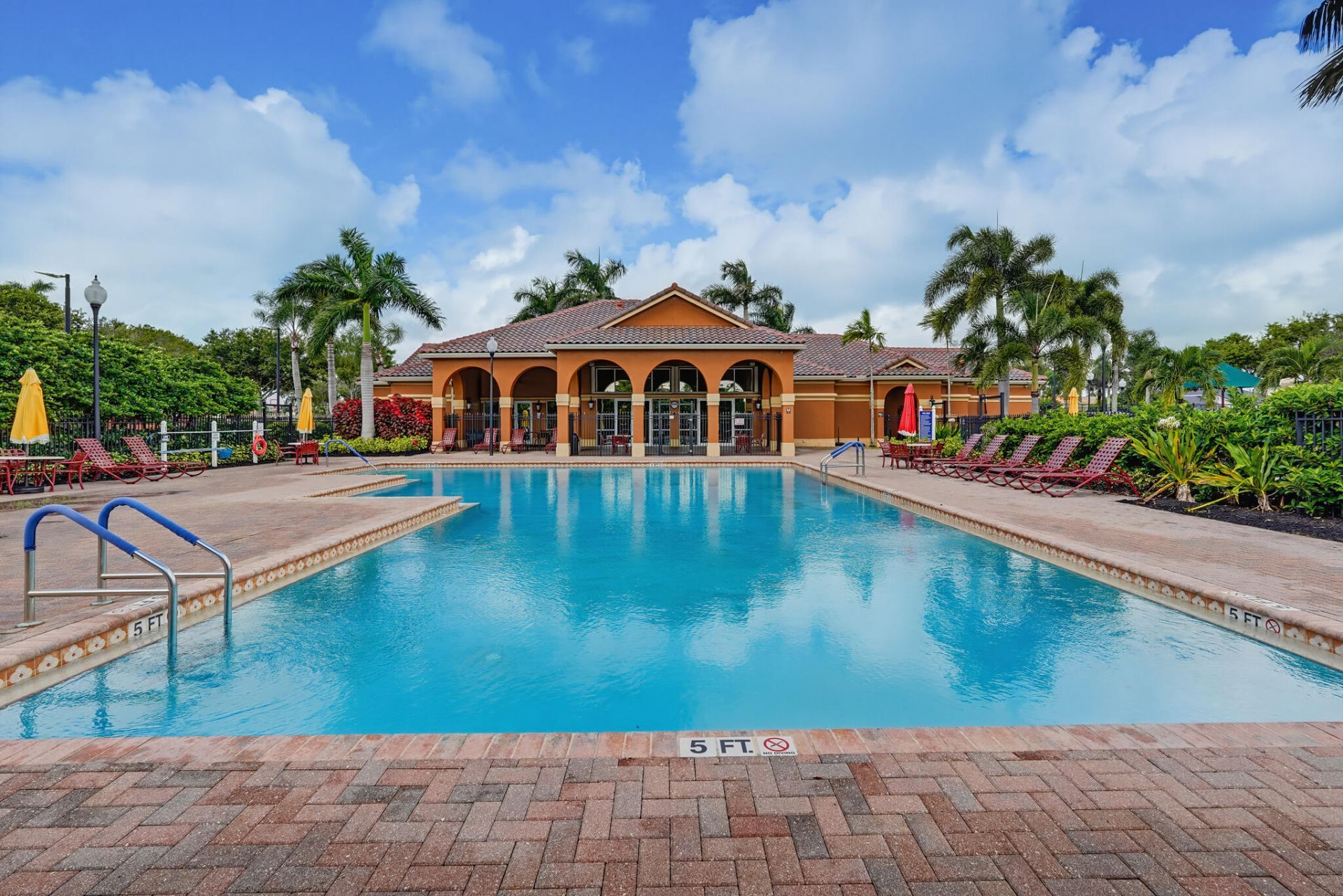 122 Sarona Circle, Royal Palm Beach, FL 33411 Photo