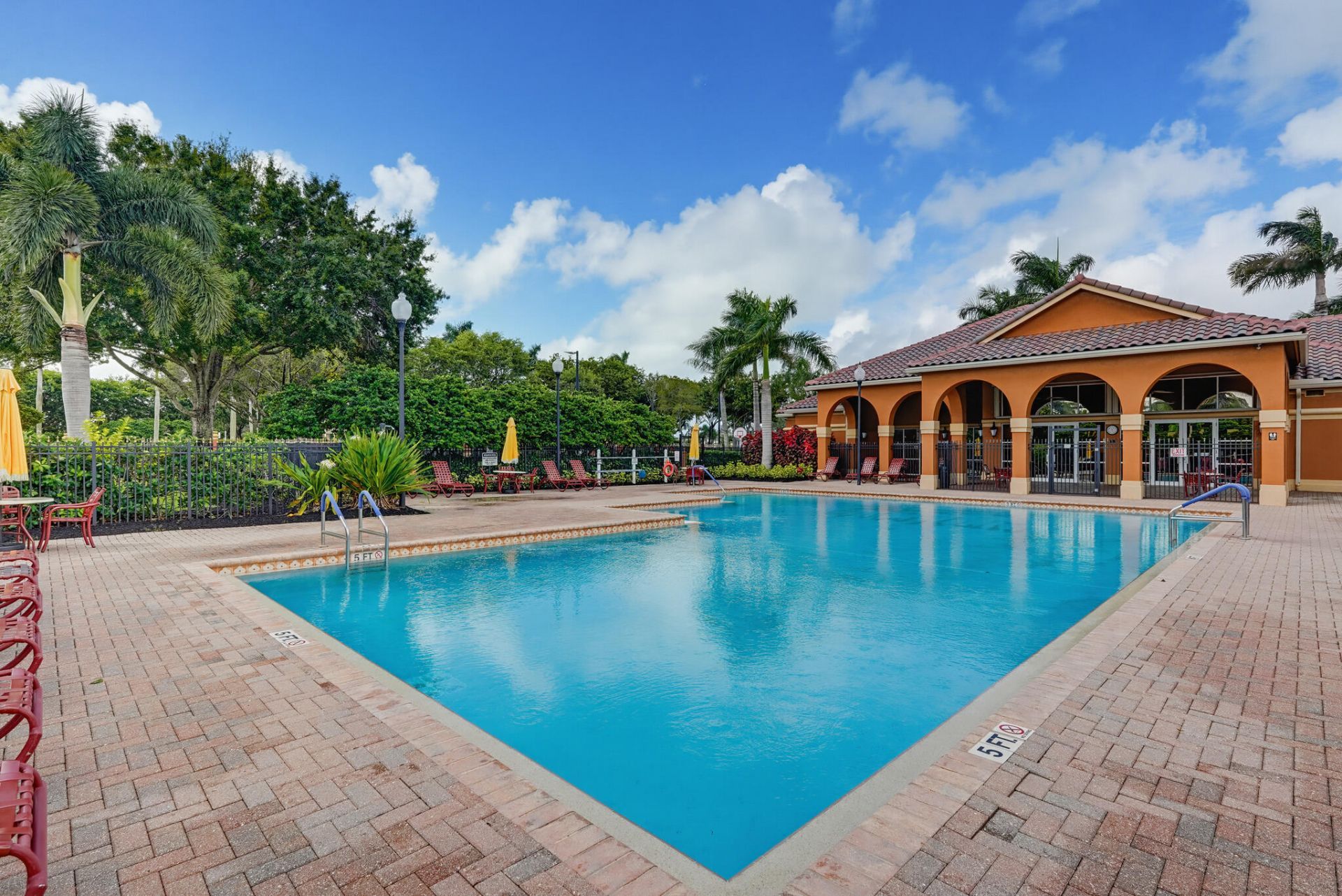 122 Sarona Circle, Royal Palm Beach, FL 33411 Photo