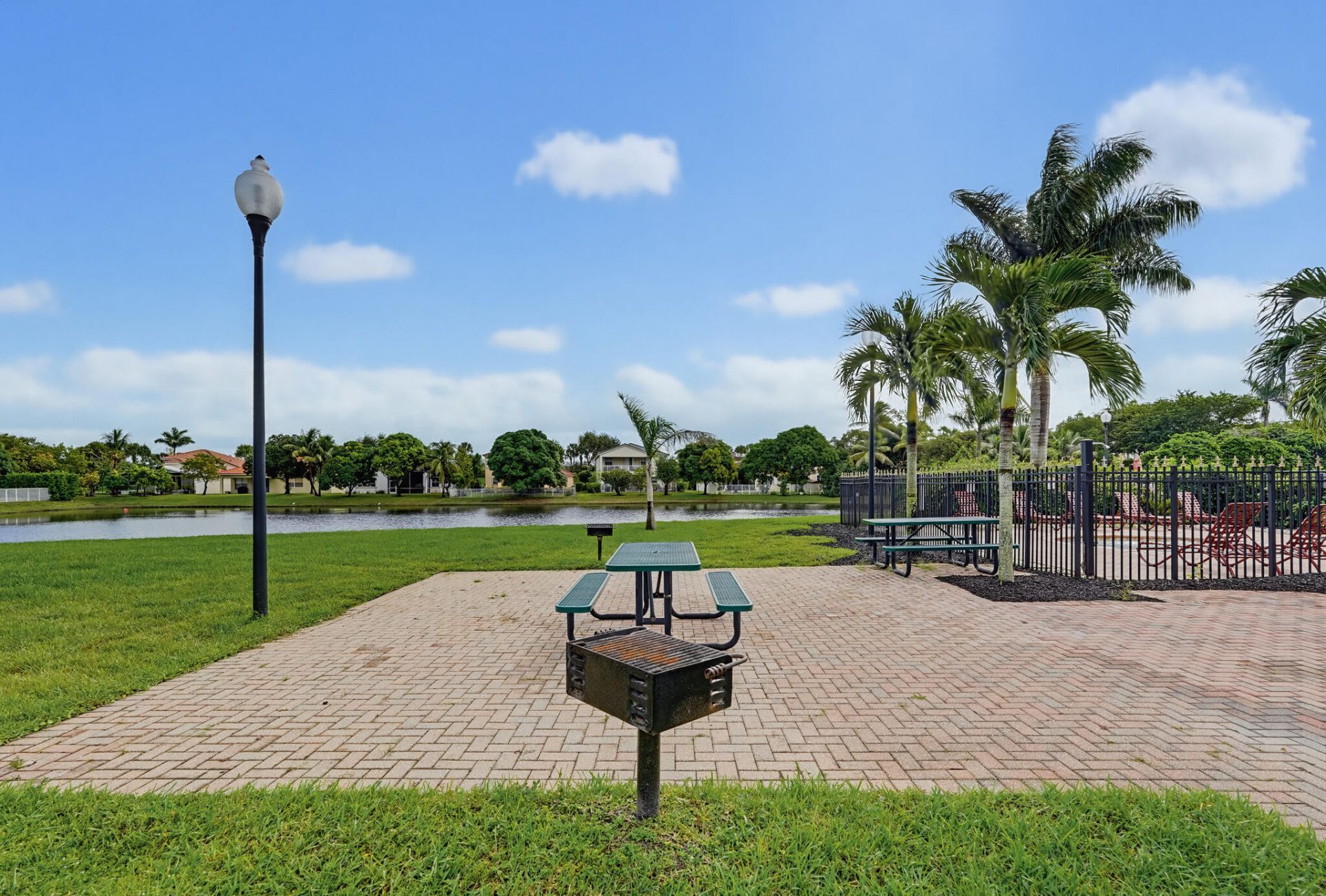 122 Sarona Circle, Royal Palm Beach, FL 33411 Photo