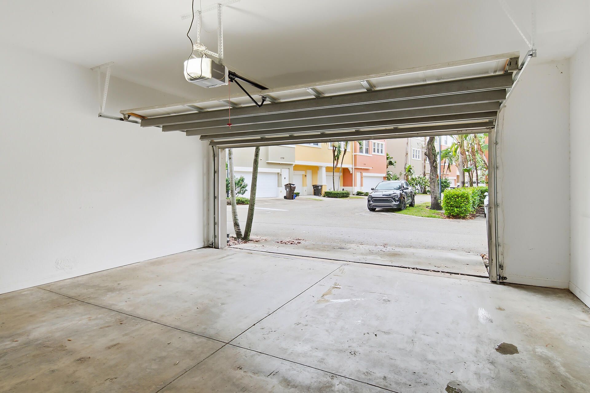 480 Amador Lane, Unit 4, West Palm Beach, FL 33401 Photo