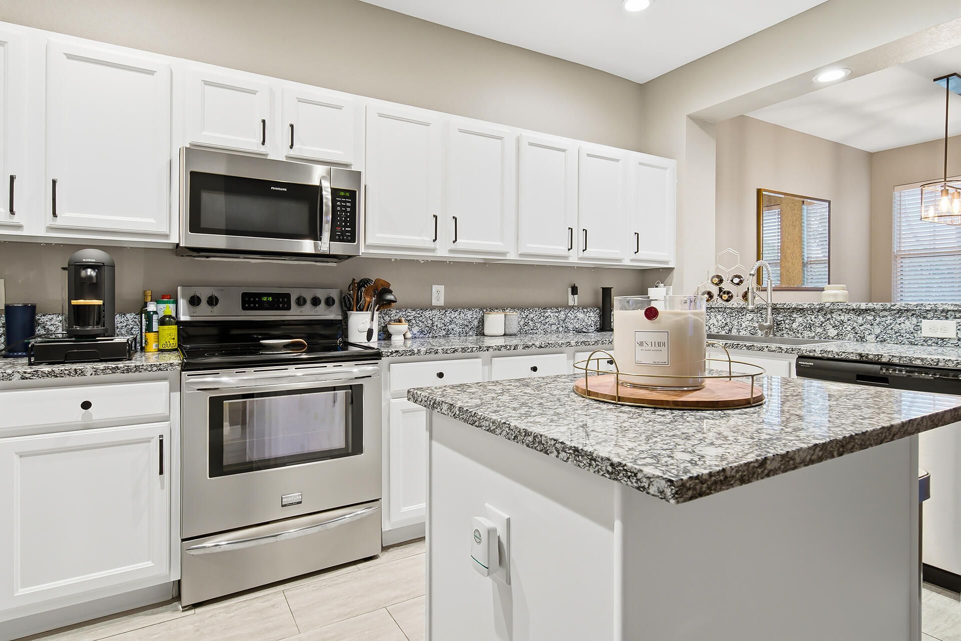 480 Amador Lane, Unit 4, West Palm Beach, FL 33401 Photo