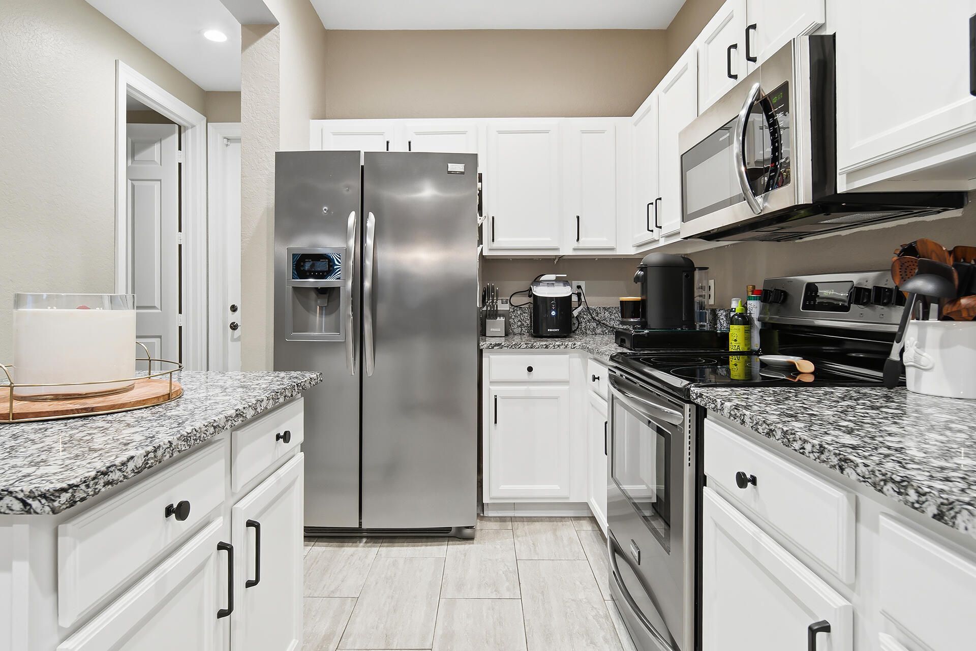 480 Amador Lane, Unit 4, West Palm Beach, FL 33401 Photo