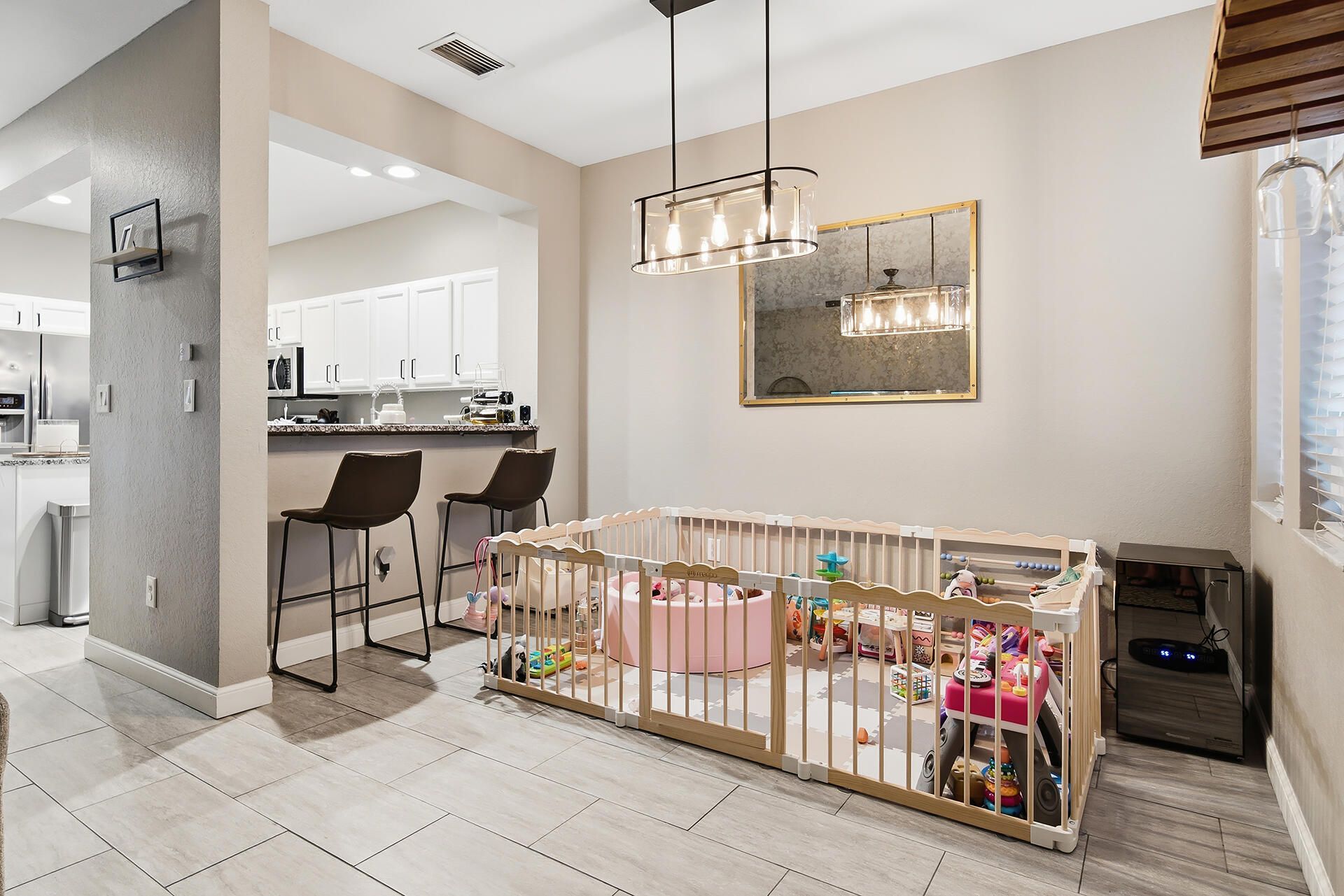 480 Amador Lane, Unit 4, West Palm Beach, FL 33401 Photo