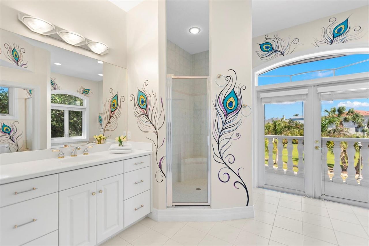 6130 Kipps Colony Drive W, Gulfport, FL 33707 Photo