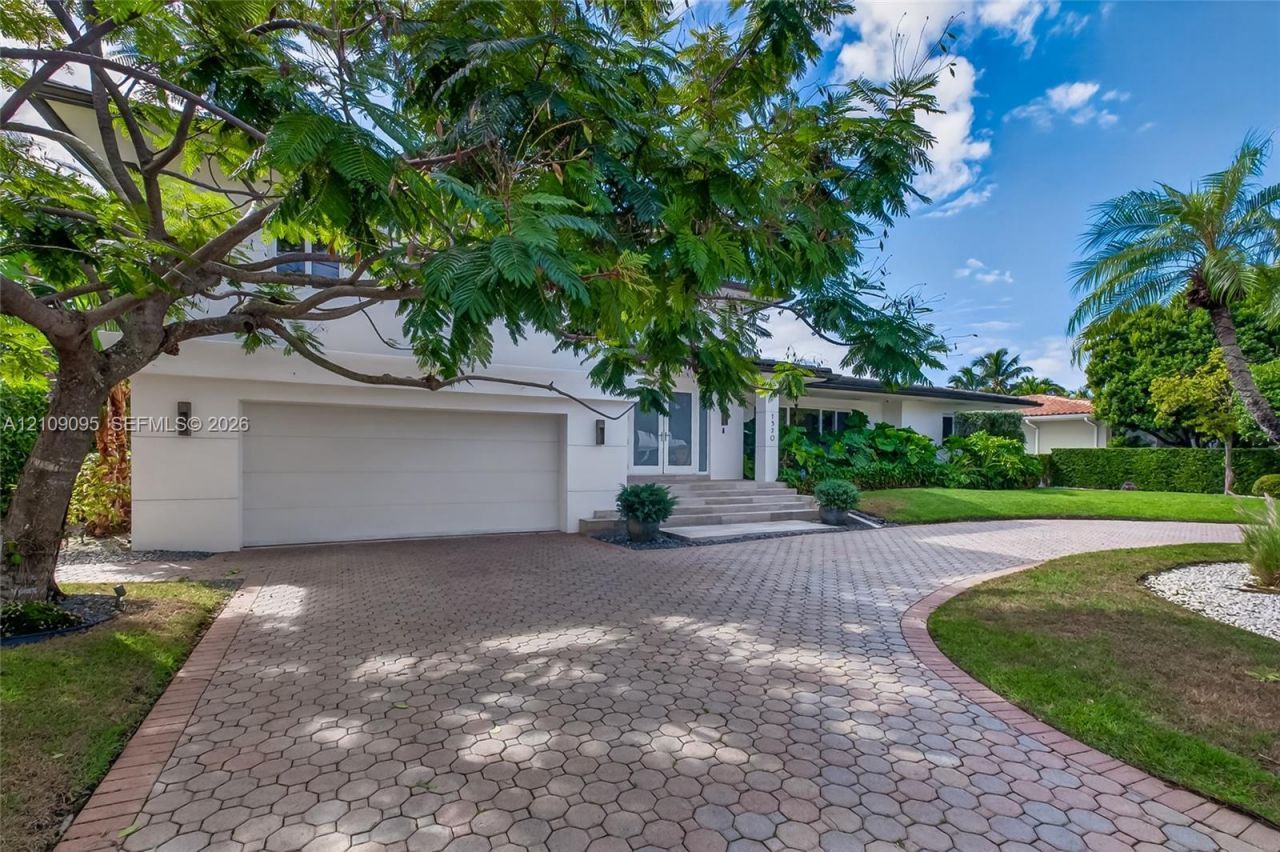 1370 NE 103rd St, Miami Shores, FL 33138 Photo