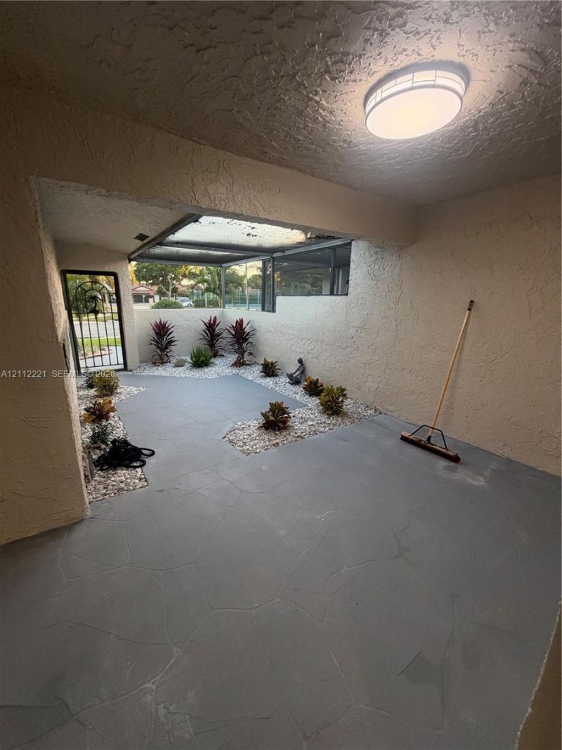 9301 NW 61st St , Tamarac, FL 33321 Photo