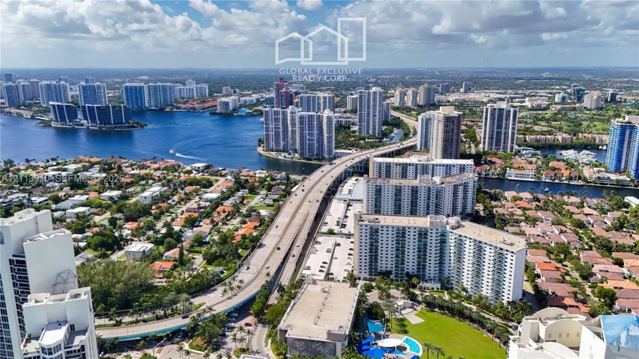 19380 Collins Ave , Unit 218, Sunny Isles Beach, FL 33160 Photo