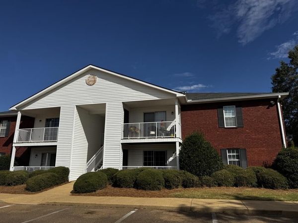 42 Pr 3057 #6, Oxford, MS 38655