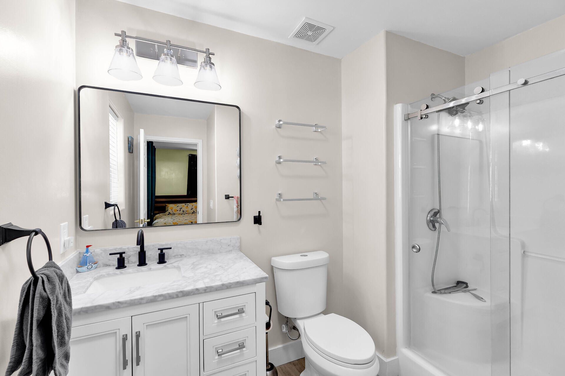 802 Madrid Road, Key Largo, FL 33037 Photo