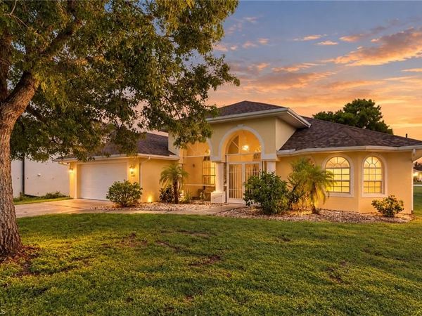 3401 SW 25th PL , CAPE CORAL, FL 33914
