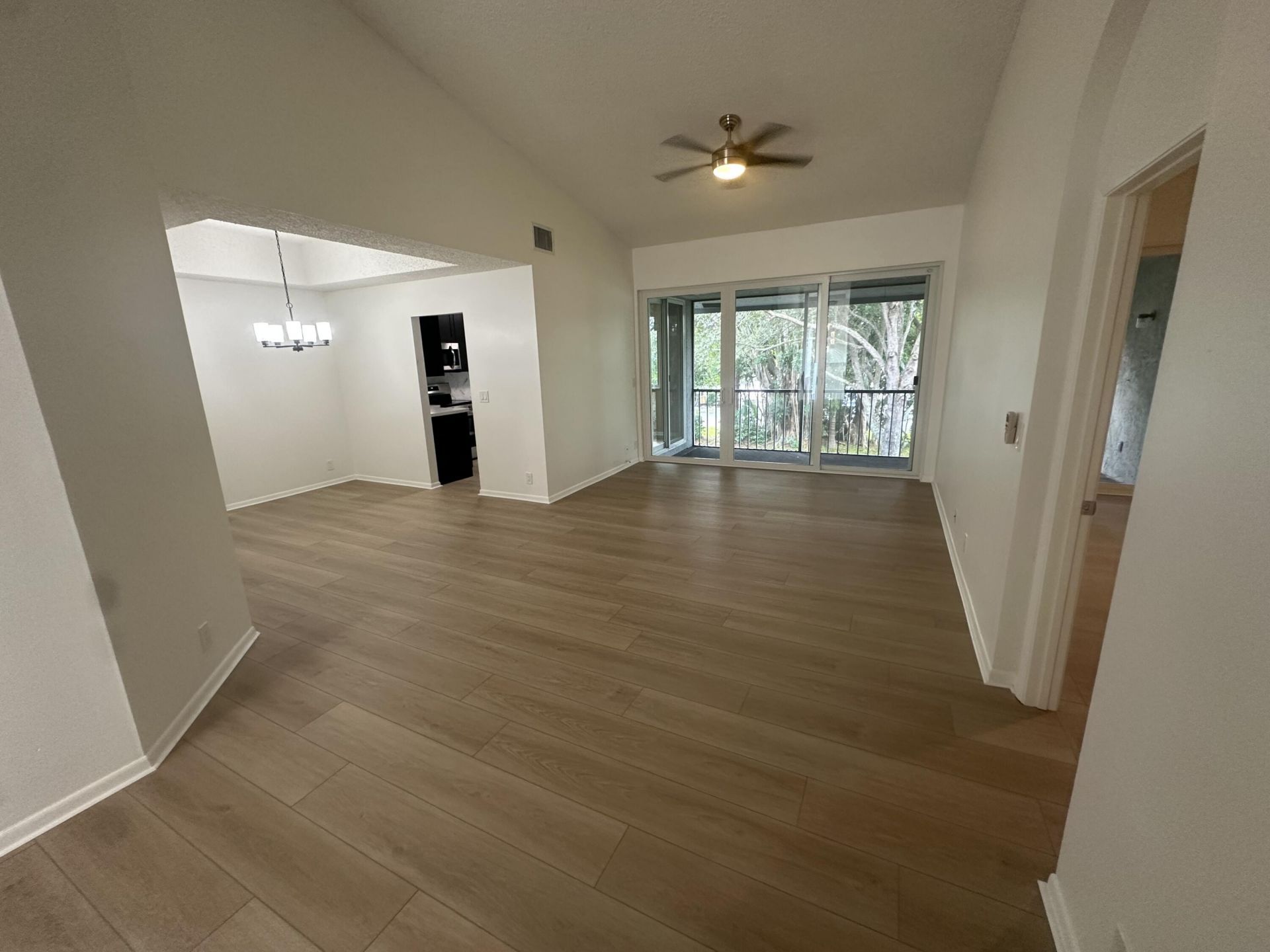 9778 Nickels Boulevard, Unit 507, Boynton Beach, FL 33436 Photo