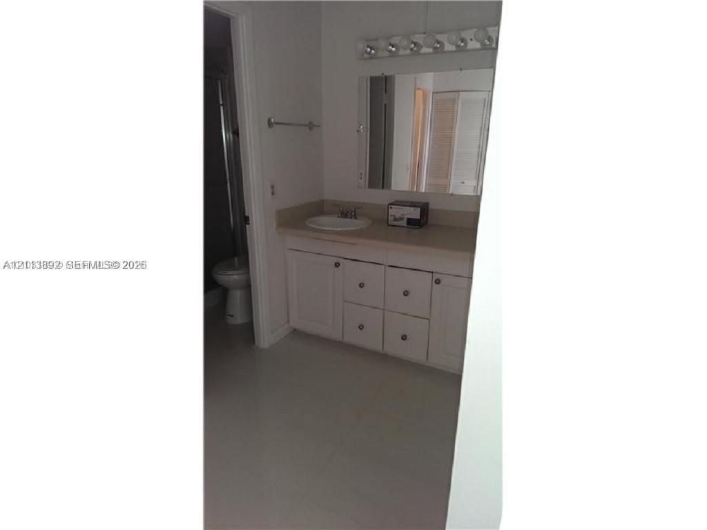 401 Golden Isles Dr , Unit 509, Hallandale Beach, FL 33009 Photo
