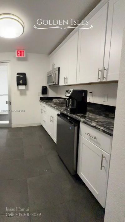 401 Golden Isles Dr , Unit 509, Hallandale Beach, FL 33009 Photo