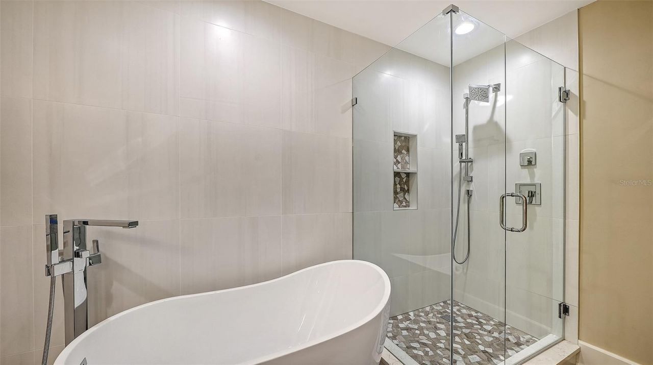 3070 Grand Bay Boulevard , Unit 645, Longboat Key, FL 34228 Photo