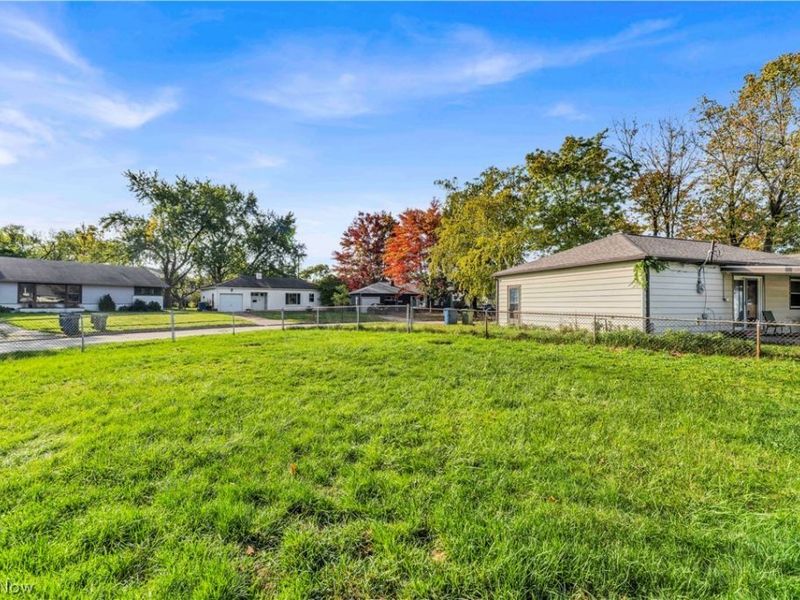 6470 Aylesworth Drive , Parma Heights, OH 44130 Photo 23